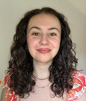 Referentin Victoria Khorani